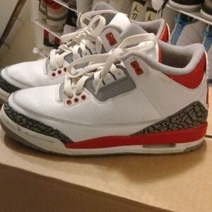Jordan 3 'Fire Red' 6.5Y/8W